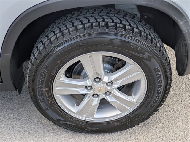 Used 2022 Chevrolet Trax LS w/ Tint and Cruise Package image 25