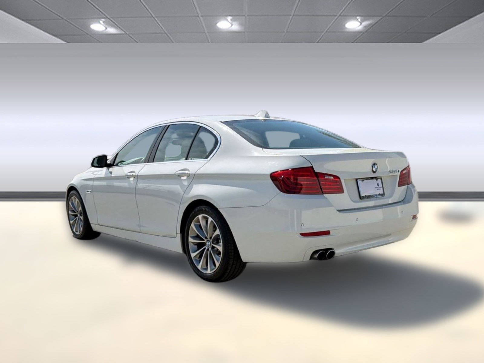 Used 2016 BMW 528i Sedan image 3