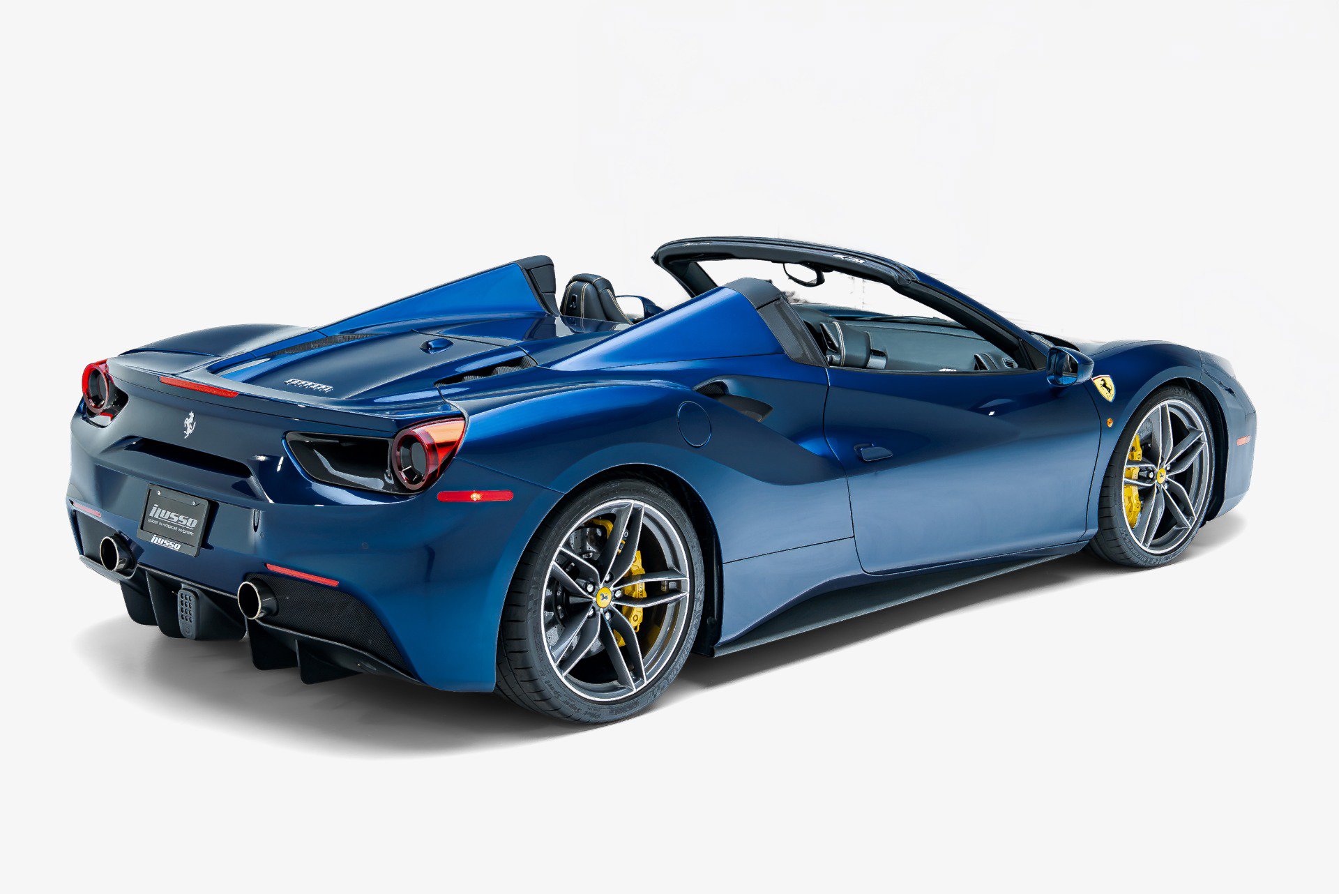 Used 2019 Ferrari 488 Spider RWD image 17