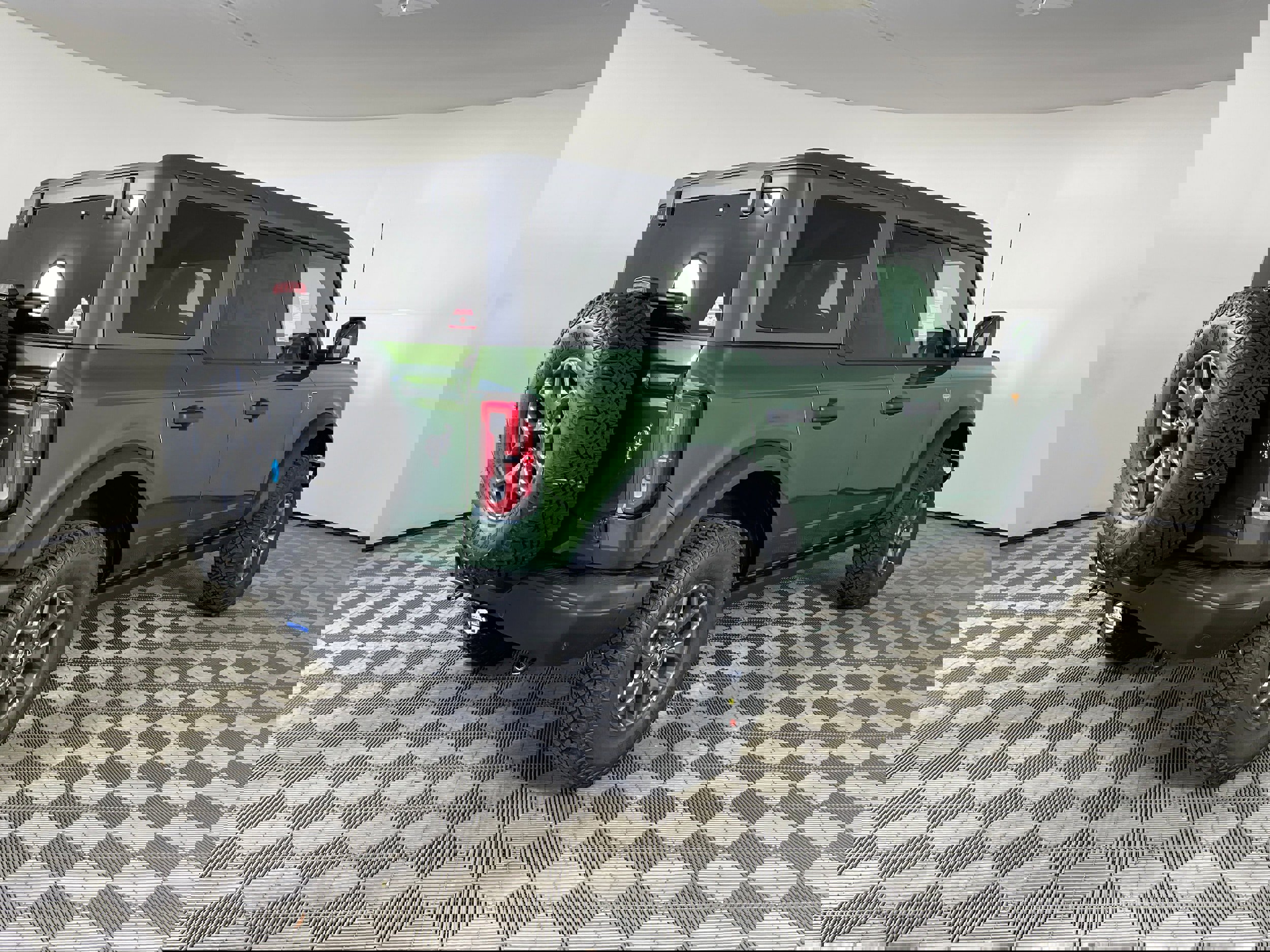 New 2025 Ford Bronco Badlands image 6