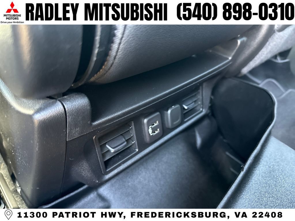 Used 2022 GMC Sierra 2500 SLT w/ Snow Plow Prep/Camper Package image 12