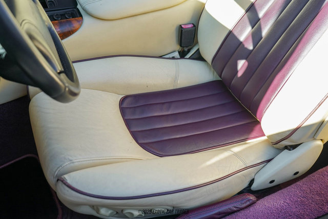 Used 1998 Aston Martin DB7 Volante image 38