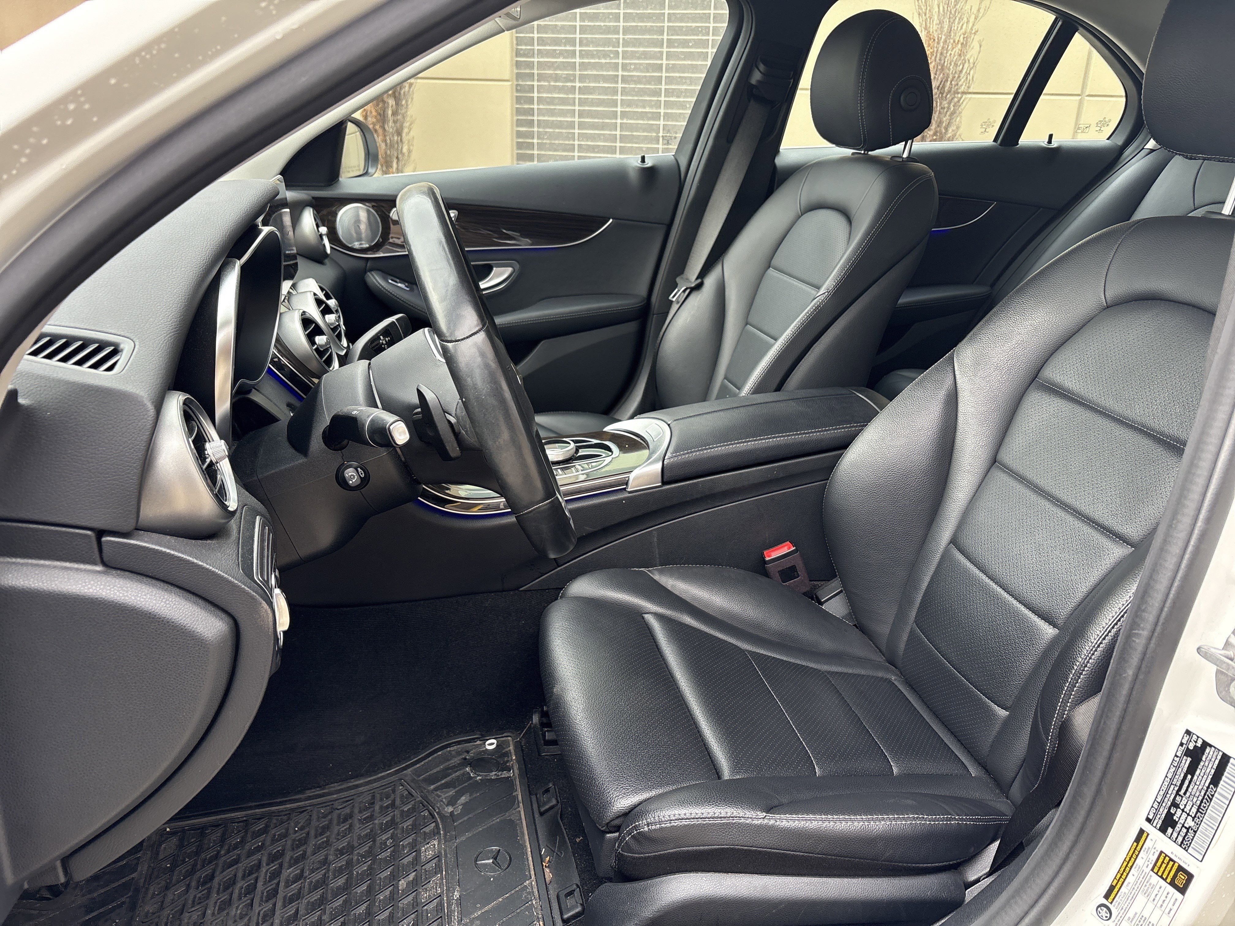 Used 2020 Mercedes-Benz C 300 4MATIC Sedan image 16