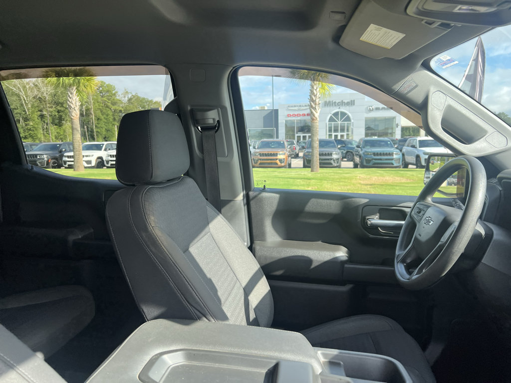Used 2022 Chevrolet Silverado 1500 Custom Trail Boss w/ LPO, Dark Essentials Package AWD/4WD image 14