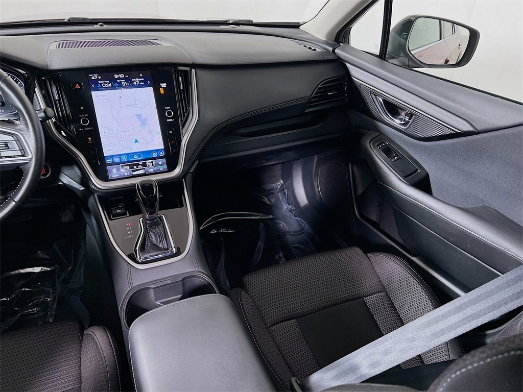 Used 2025 Subaru Outback Premium image 21