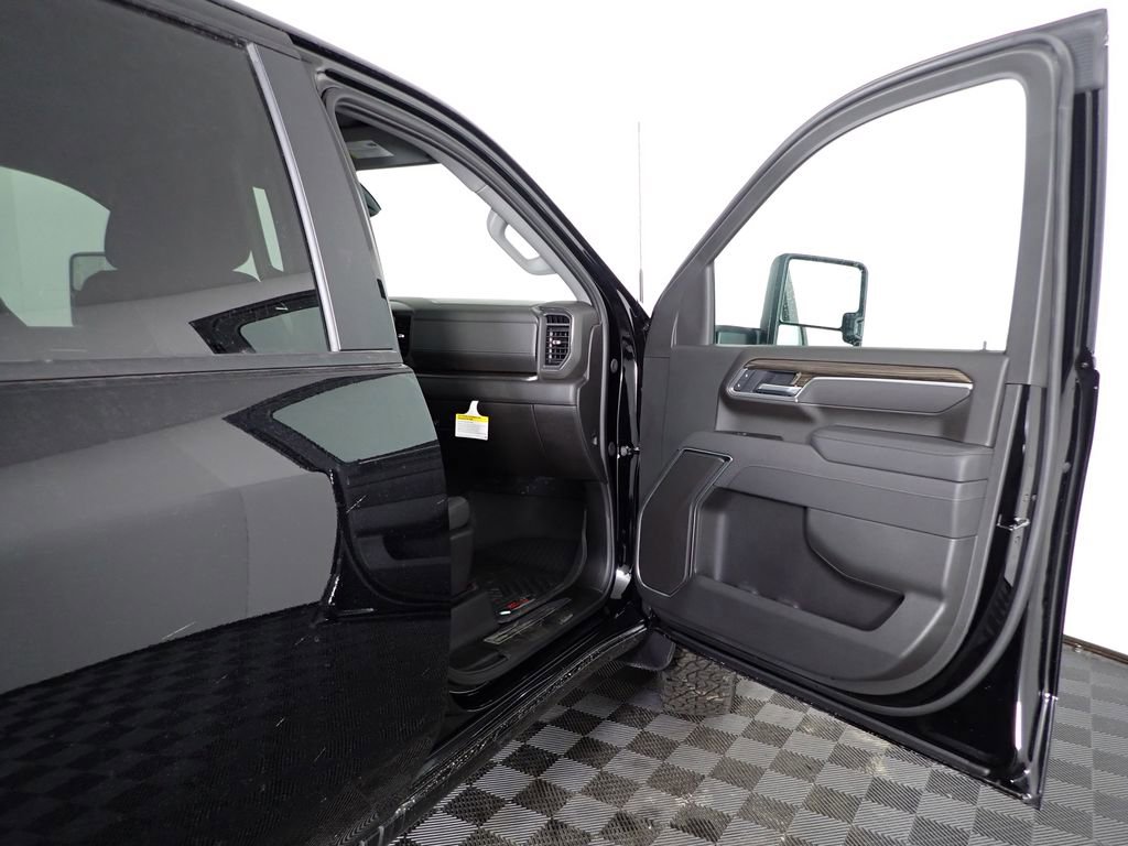 New 2026 Chevrolet Silverado 2500 LT w/ Trail Boss Package image 30