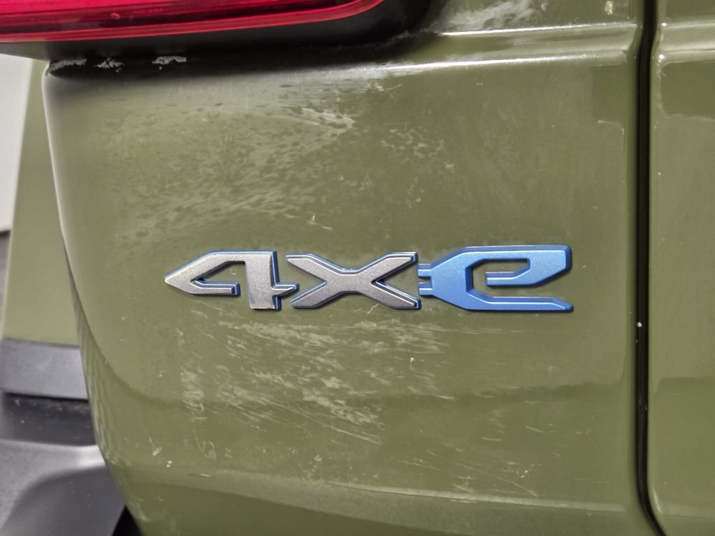Used 2024 Jeep Wrangler Unlimited Rubicon 4xe AWD/4WD image 39