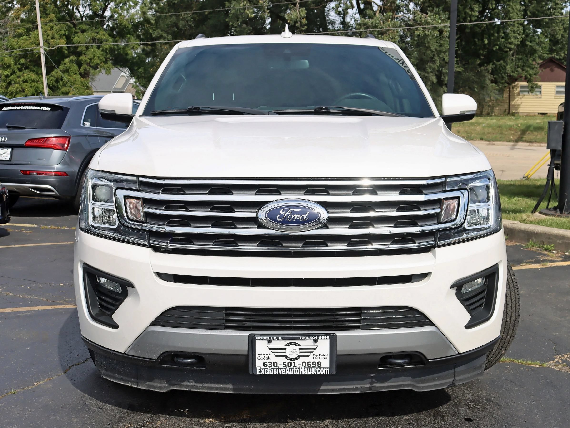 Used 2019 Ford Expedition XLT w/ Equipment Group 202A AWD/4WD image 10