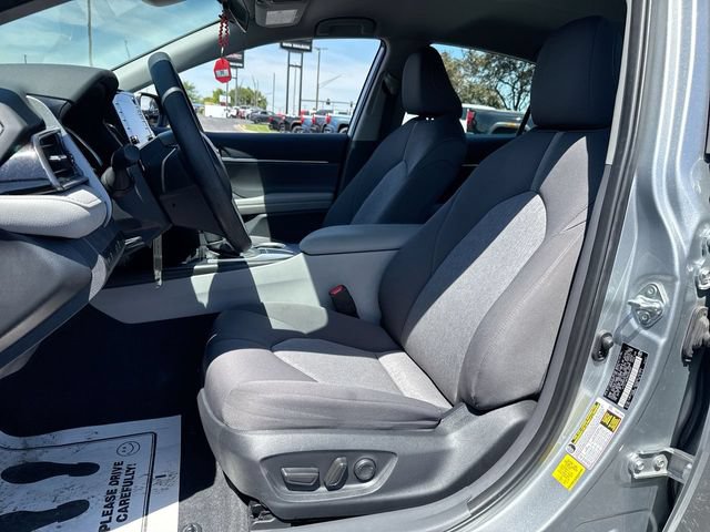Used 2024 Toyota Camry LE FWD image 11