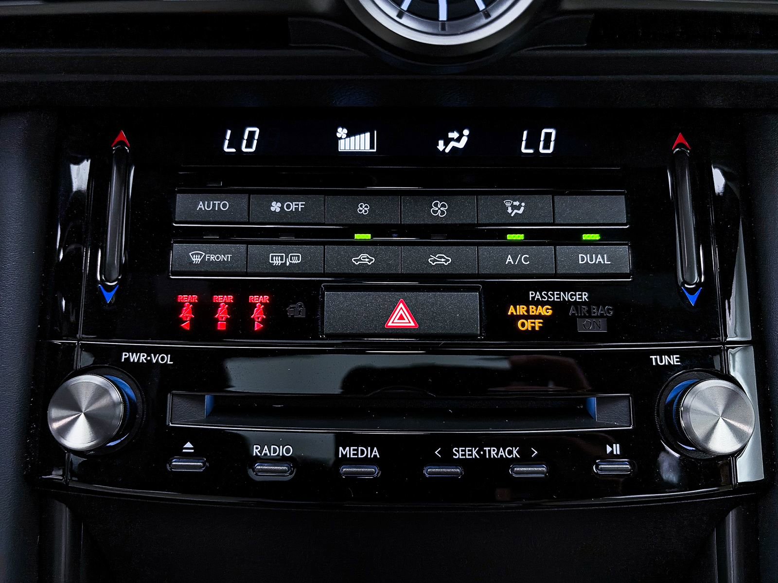 Used 2025 Lexus IS 350 F Sport w/ Navigation Package RWD image 26