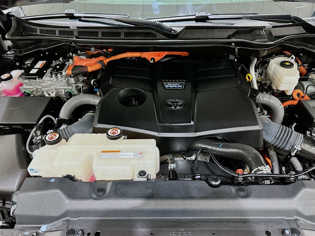 Used 2023 Toyota Sequoia Capstone image 33