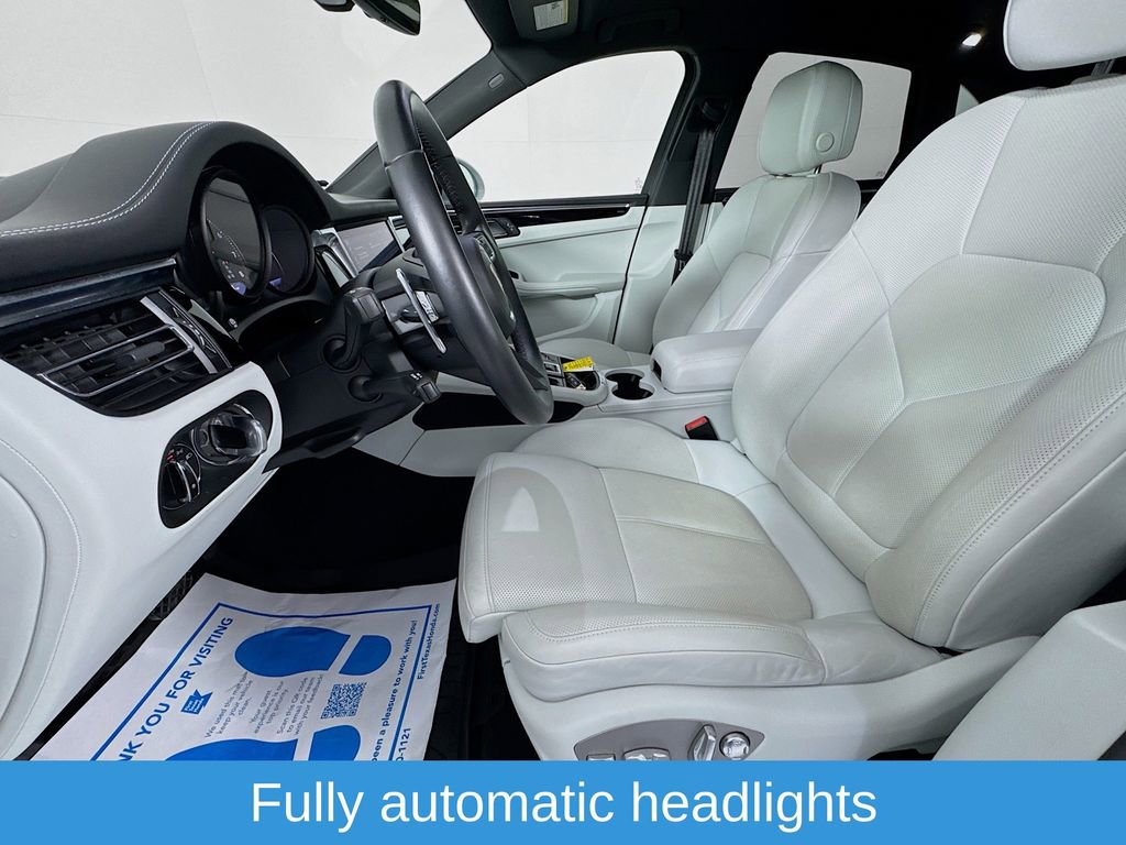 Used 2024 Porsche Macan image 26