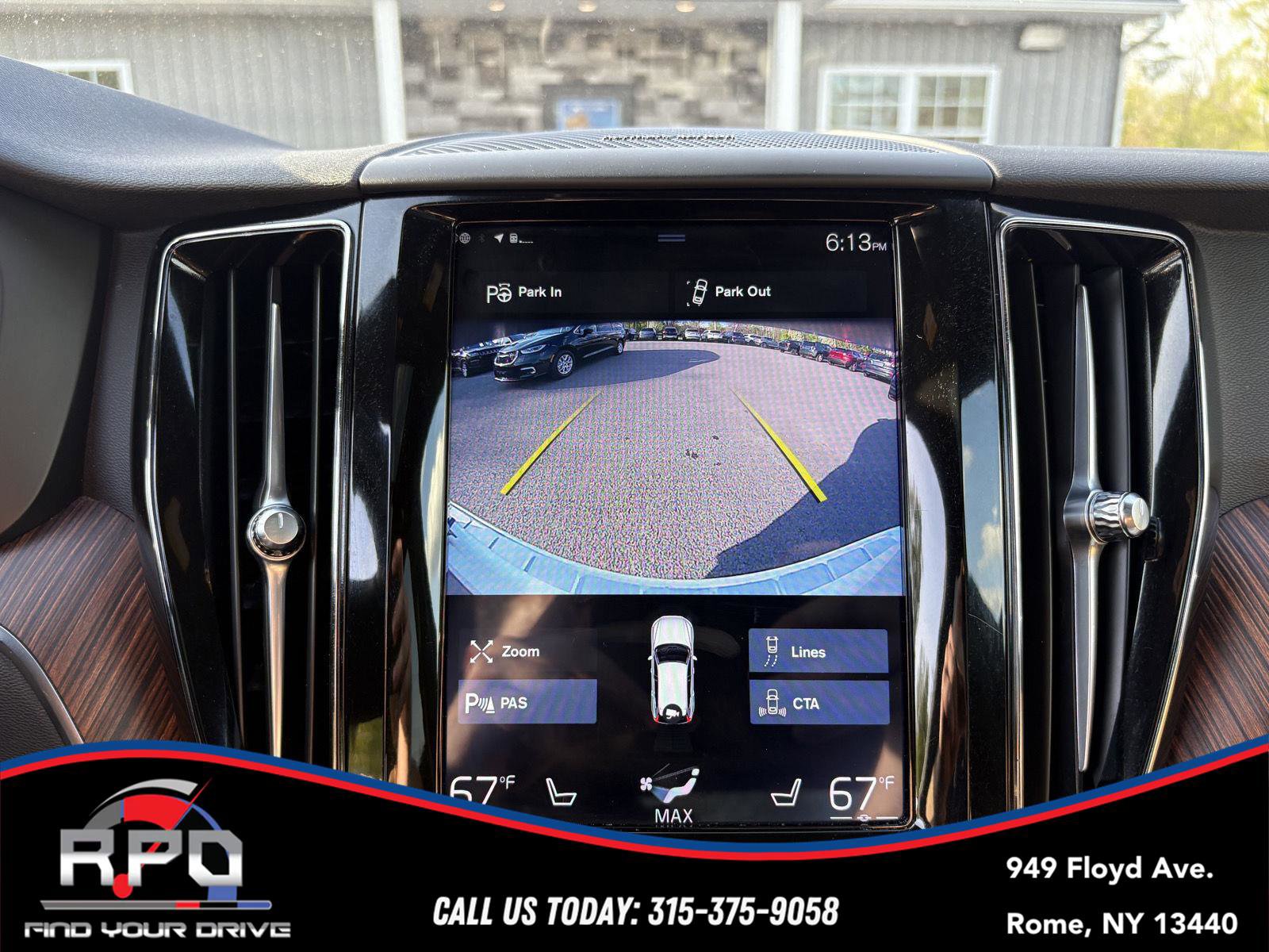 Used 2019 Volvo XC60 T6 Momentum AWD/4WD image 17