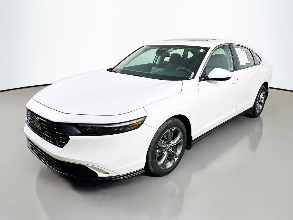 Used 2024 Honda Accord EX image 3