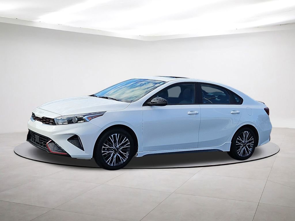 Used 2024 Kia Forte GT-Line w/ GT-Line Premium Package image 3