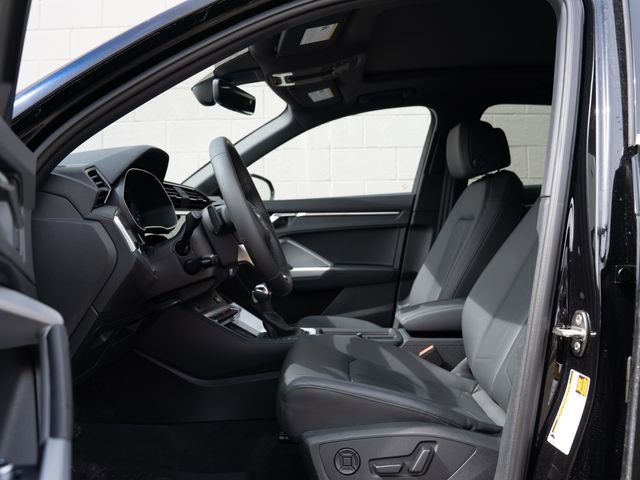 Certified 2025 Audi Q3 2.0T Premium w/ Convenience Package image 17