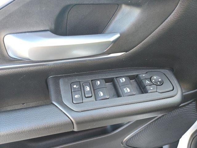 Used 2025 RAM 1500 Big Horn AWD/4WD image 9