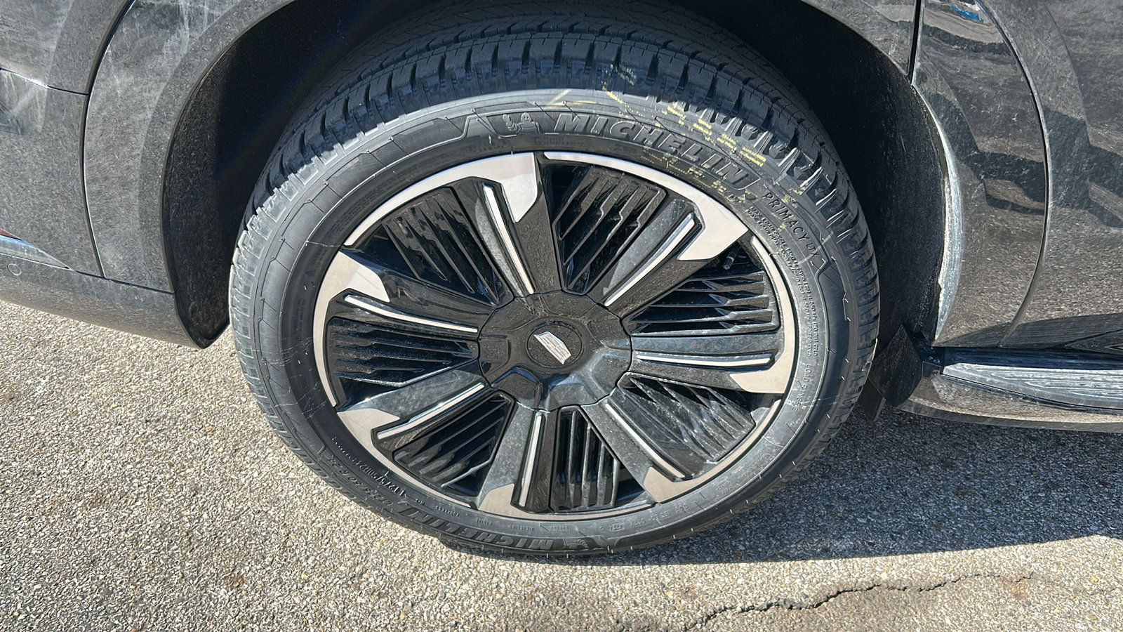 New 2025 Cadillac Escalade IQ Sport 1 w/ Smart Trailering package image 14