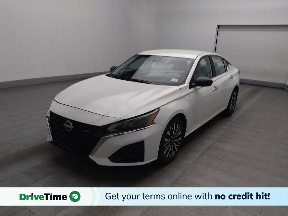 Used 2025 Nissan Altima 2.5 SV image 1