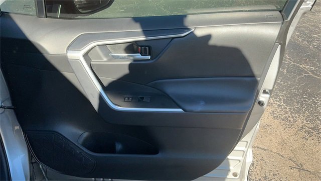 Used 2024 Toyota RAV4 XLE image 9