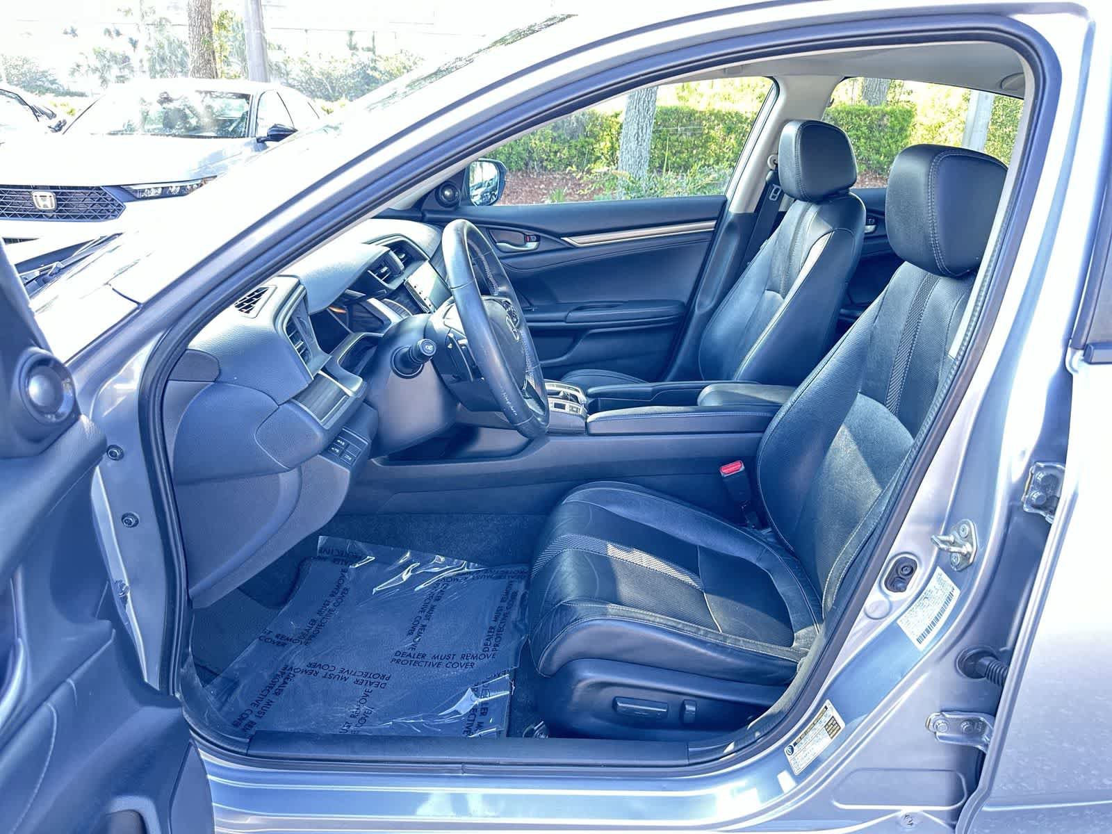 Used 2020 Honda Civic Touring image 2