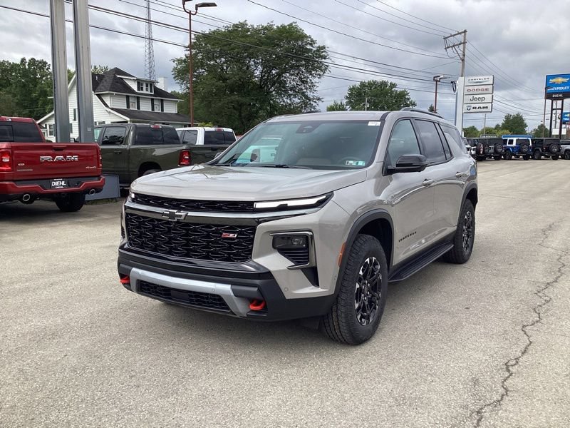 New 2027 Chevrolet Traverse Z71 w/ Enhanced Driving Package AWD/4WD image 3