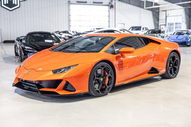 Used 2020 Lamborghini Huracan EVO AWD/4WD image 2