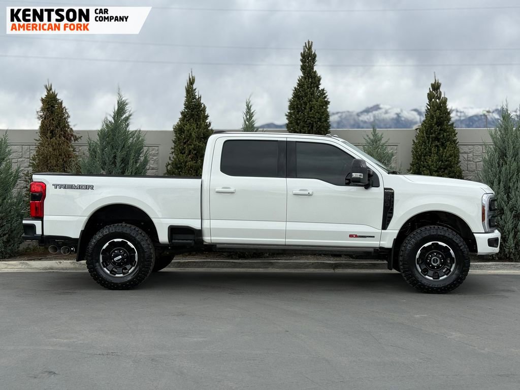 Used 2025 Ford F250 Platinum w/ Tremor Off-Road Package AWD/4WD image 11