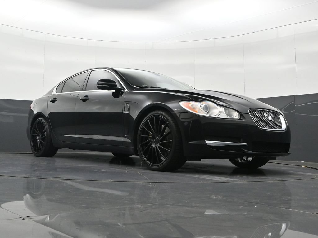 Used 2011 Jaguar XF Premium RWD image 36