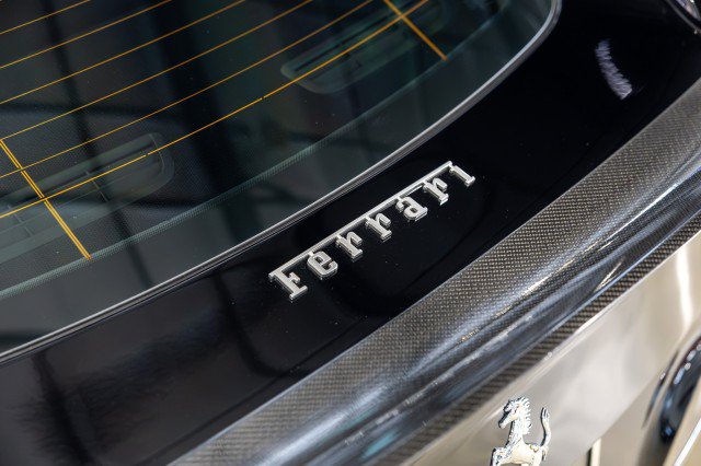 Used 2015 Ferrari F12 Berlinetta RWD image 18
