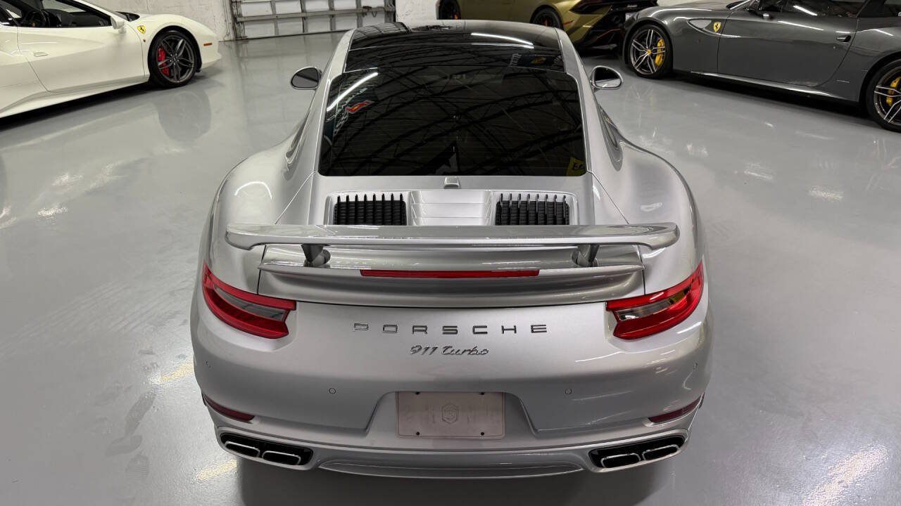 Used 2017 Porsche 911 4 Coupe AWD/4WD image 16