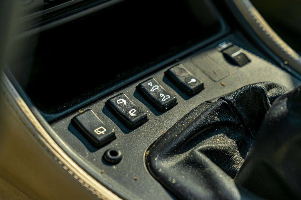Used 1986 Porsche 944 Turbo image 63