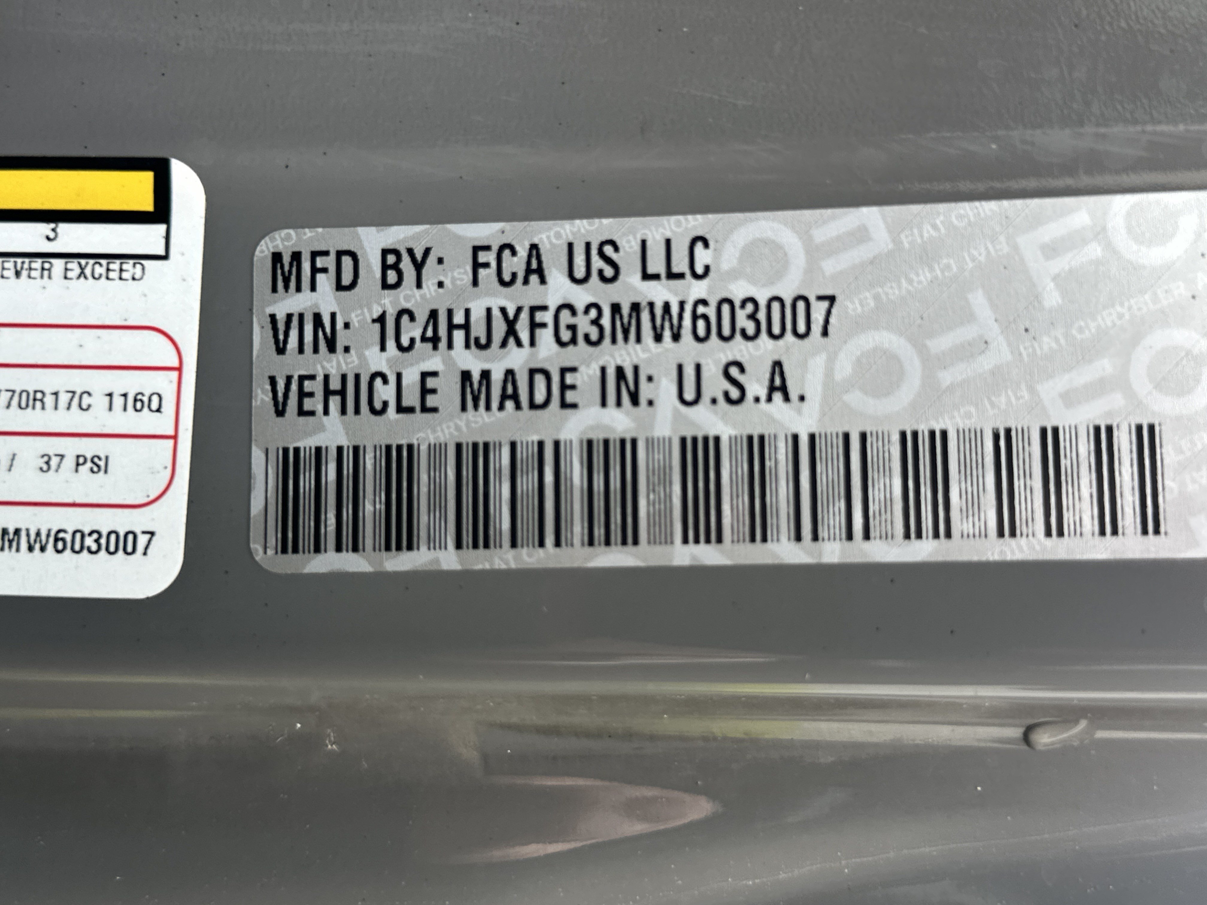 Used 2021 Jeep Wrangler Unlimited Rubicon AWD/4WD image 36