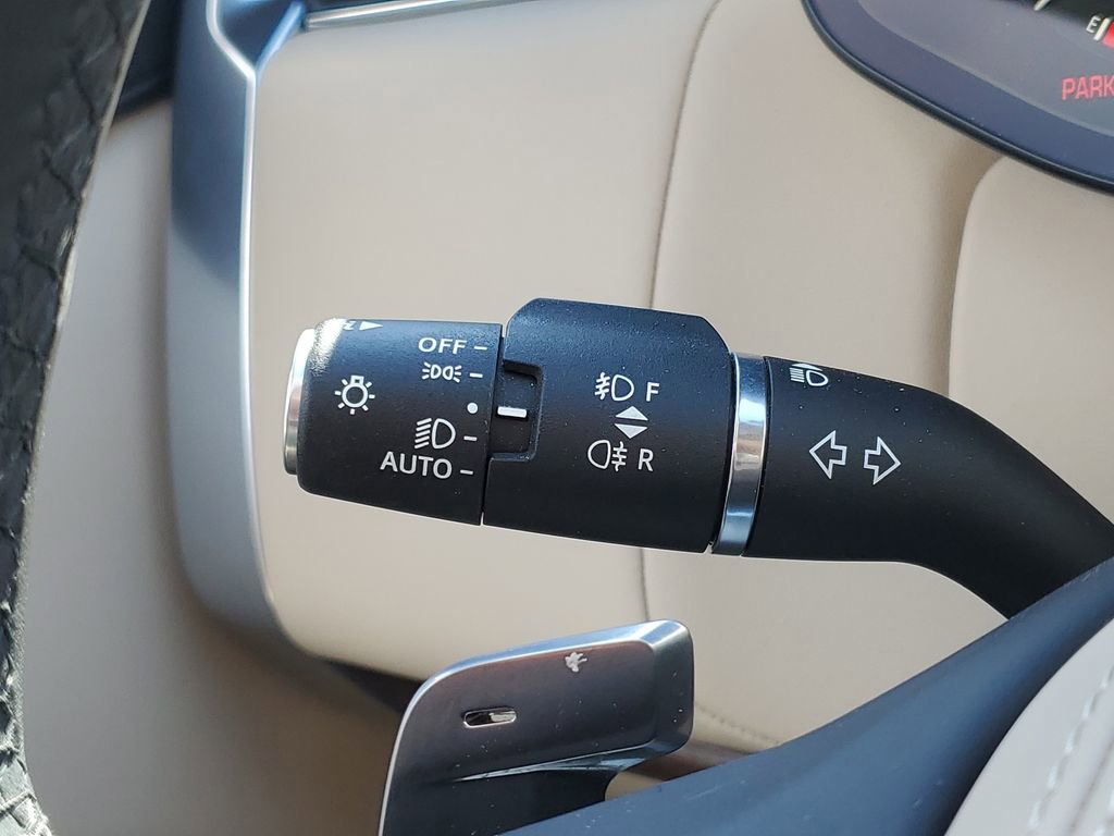 Used 2024 Land Rover Range Rover SE image 14