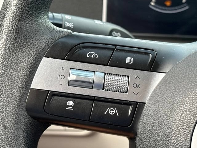Used 2025 Hyundai Tucson SE AWD/4WD image 19
