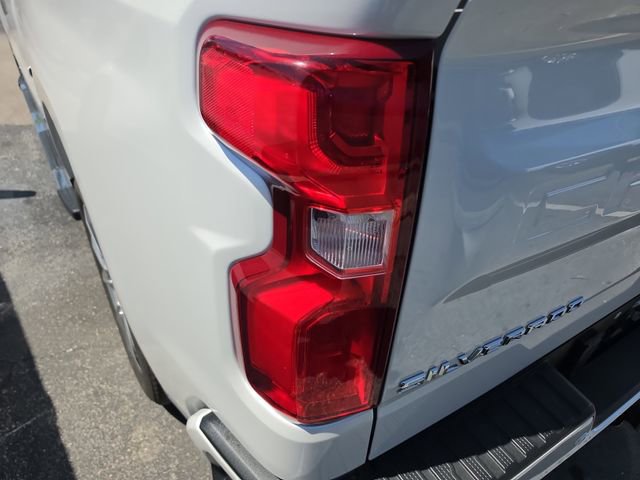 Used 2022 Chevrolet Silverado 1500 High Country image 5