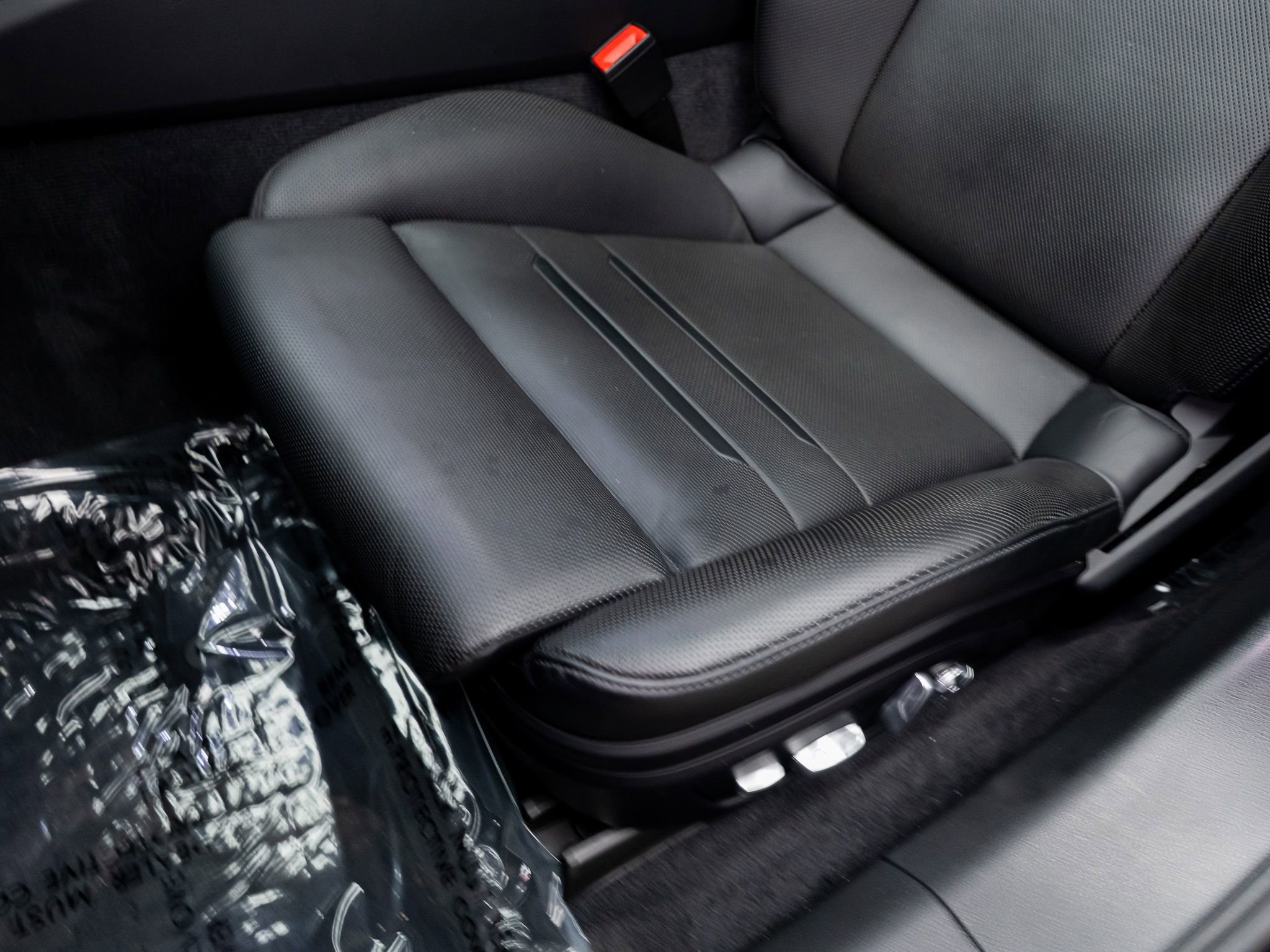 Used 2019 Porsche Panamera GTS w/ Assistance Package image 33