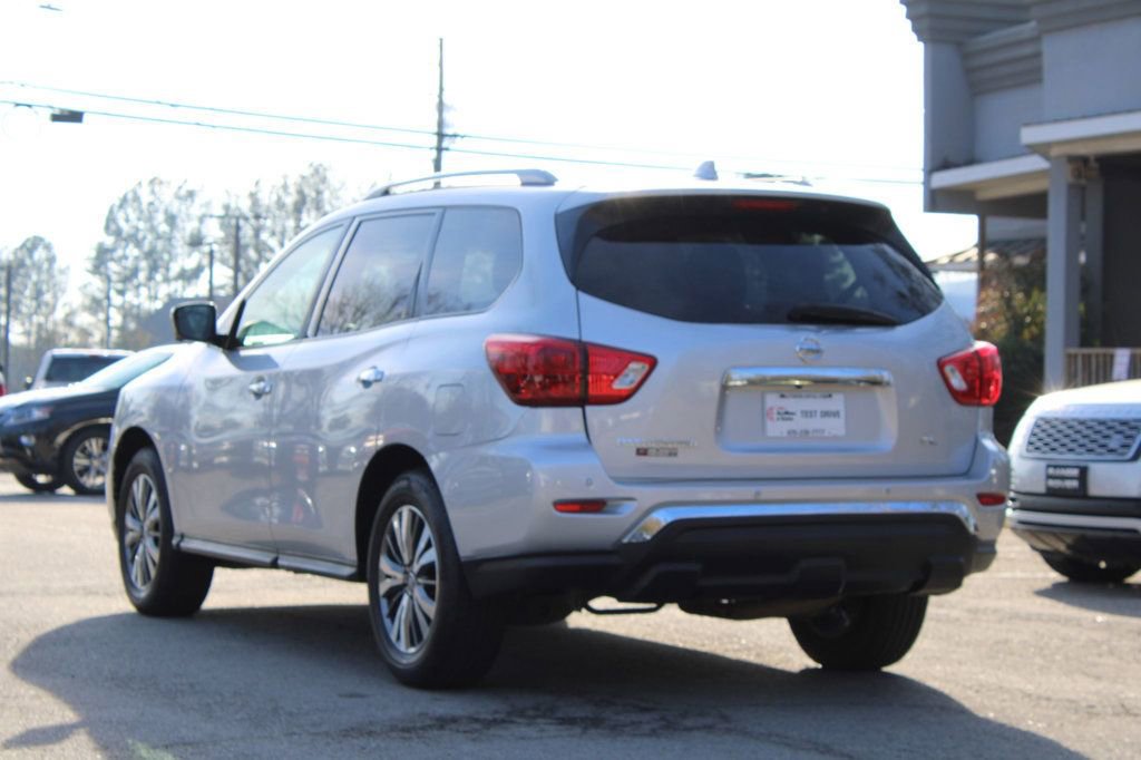 Used 2020 Nissan Pathfinder SL image 5