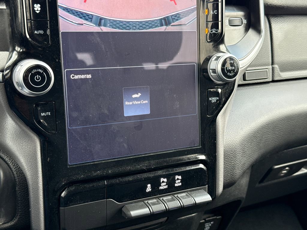 Used 2025 RAM 1500 Laramie image 27