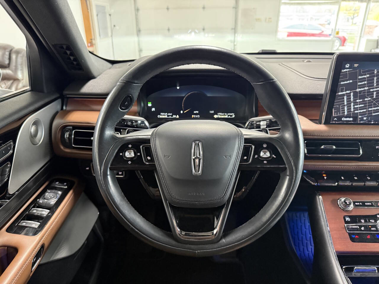 Used 2020 Lincoln Aviator Reserve w/ Equipment Group 202A image 13