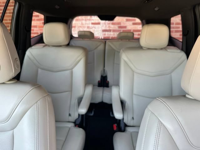 Used 2023 Cadillac XT6 Sport w/ Technology Package AWD/4WD image 35