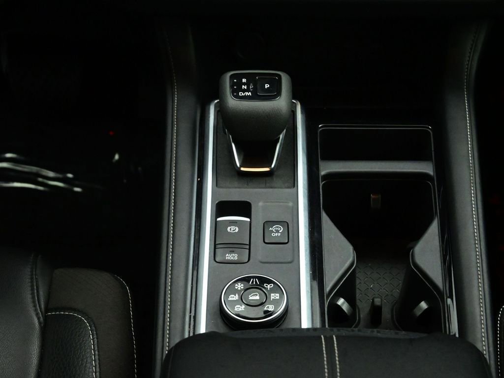 Used 2024 Nissan Pathfinder SL image 48