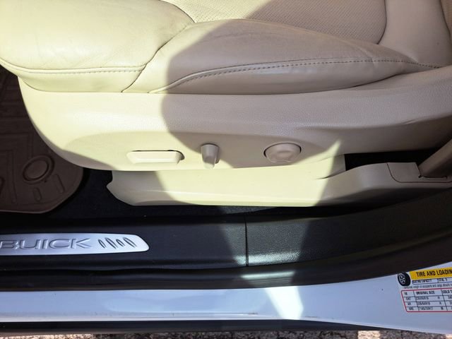 Used 2017 Buick Envision Premium w/ Driver Confidence Package image 12