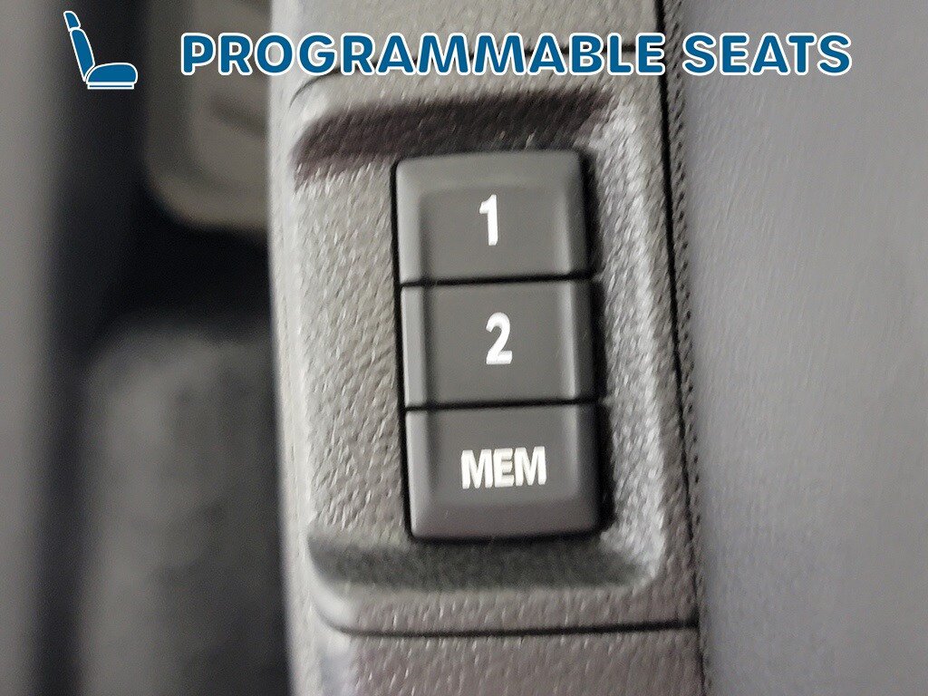 Used 2020 Buick Encore Essence AWD/4WD image 26