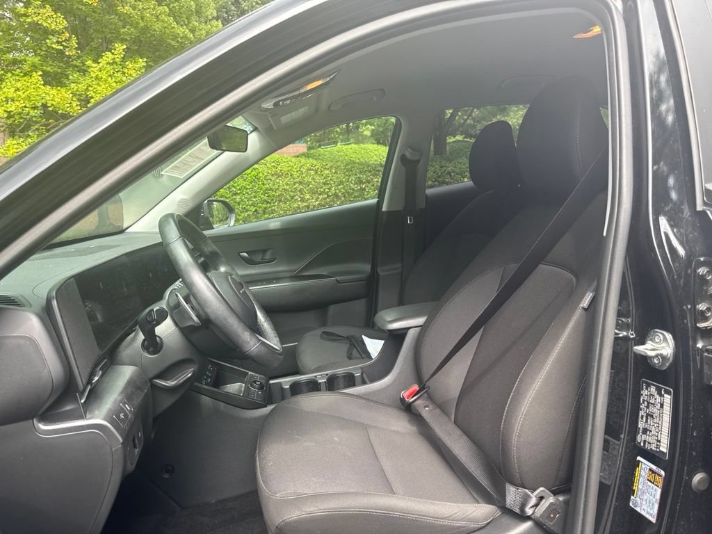 Used 2024 Hyundai Kona SEL FWD image 8