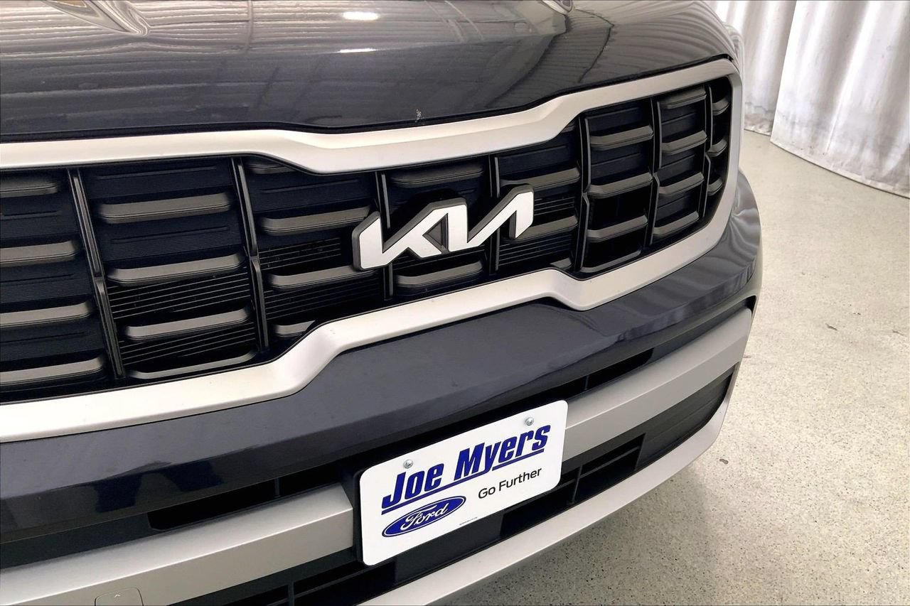 Used 2025 Kia Telluride S FWD image 7