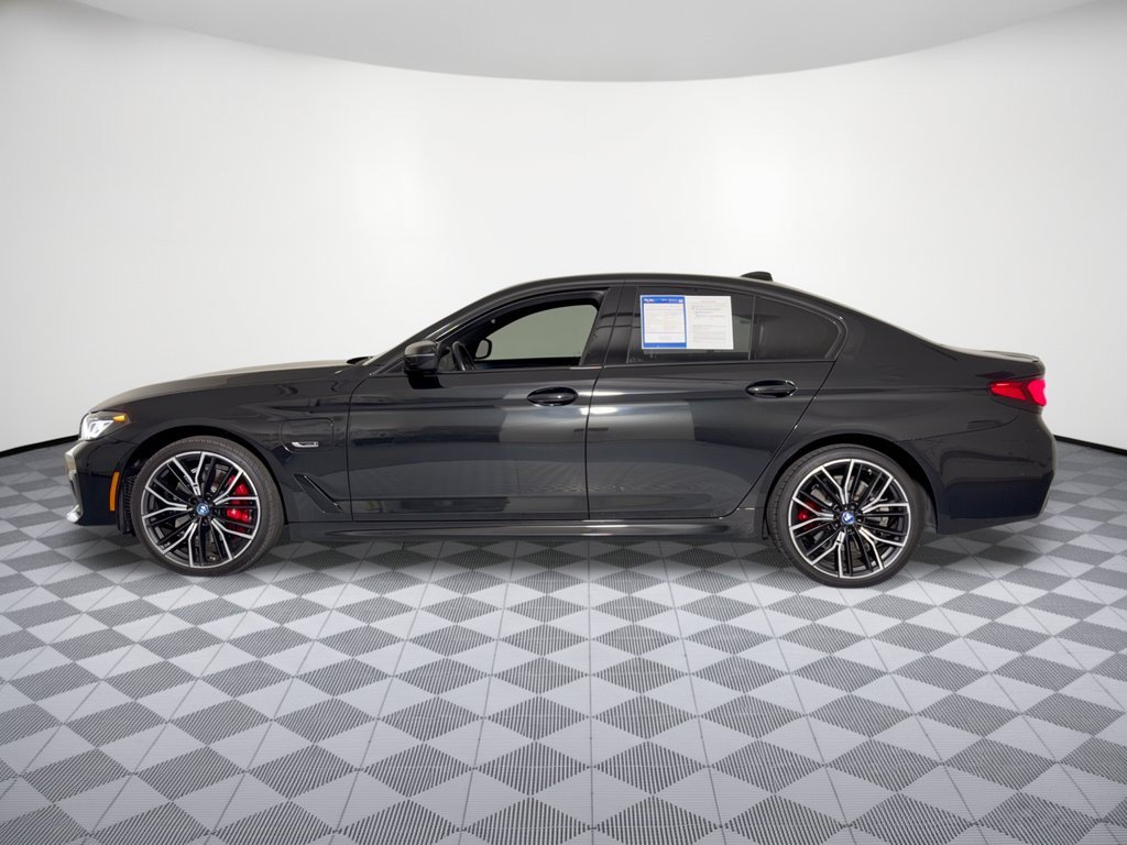 Certified 2023 BMW 530e w/ M Sport Package RWD image 2