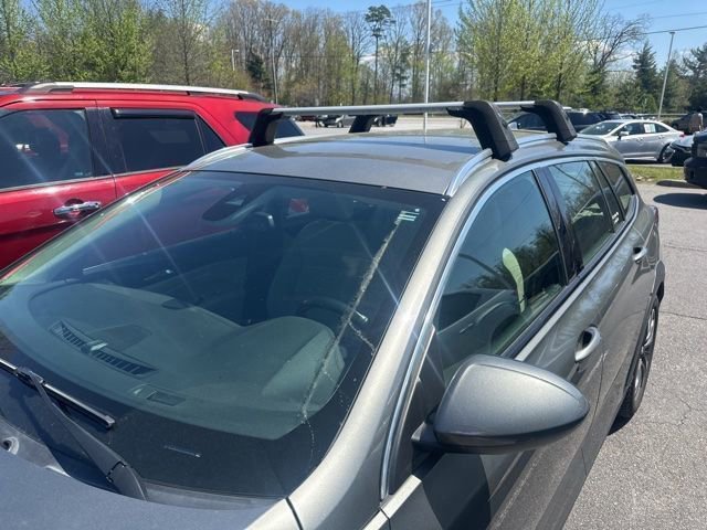 Used 2018 Buick Regal Essence w/ Driver Confidence Package #1 image 13