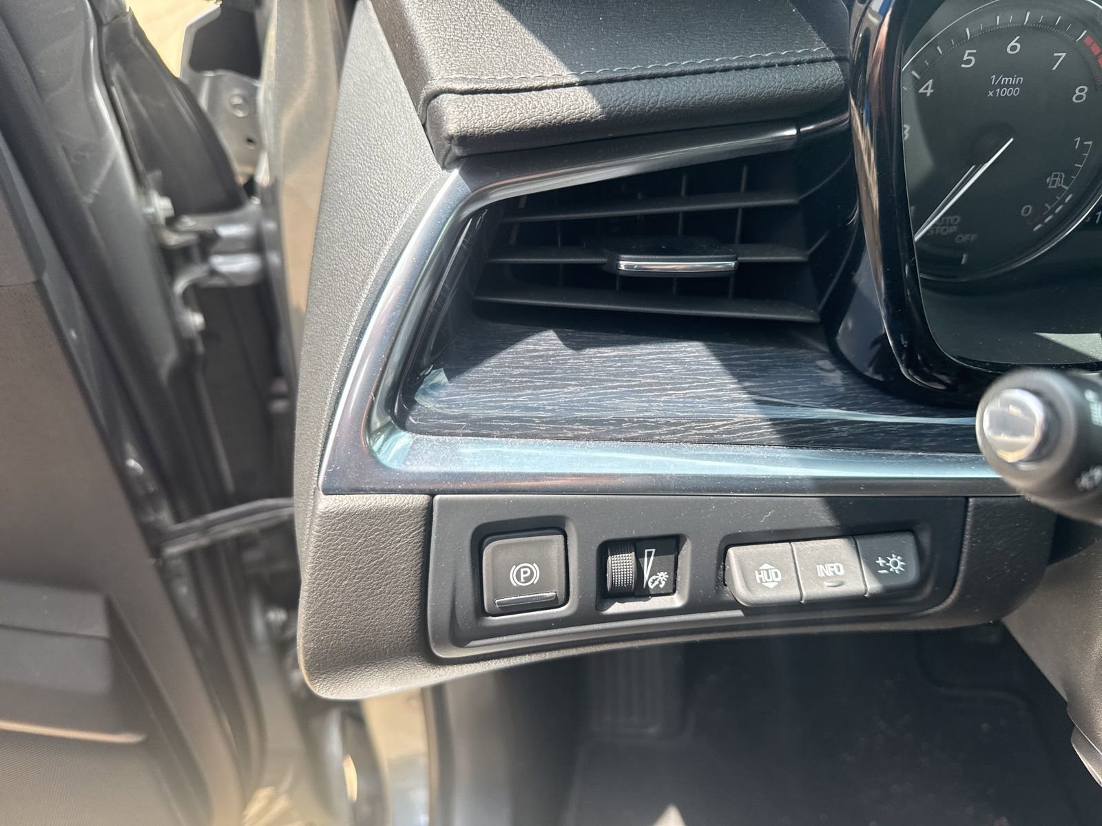 Used 2023 Cadillac XT5 Premium Luxury w/ Technology Package image 12