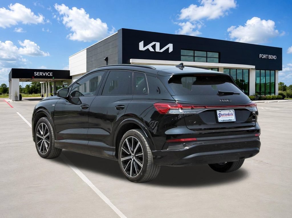 Used 2022 Audi Q4 e-tron Premium Plus AWD/4WD image 7
